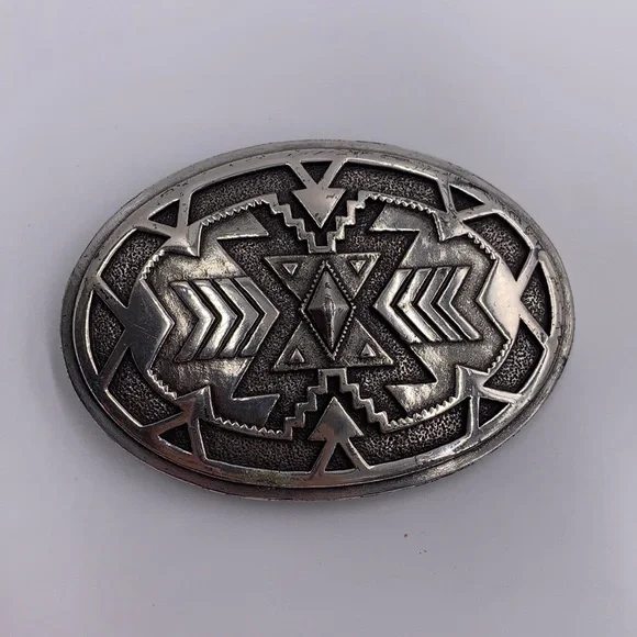 ivan metal | Accessories | Vintage Ivan Metal Belt Buckle  display picture 2